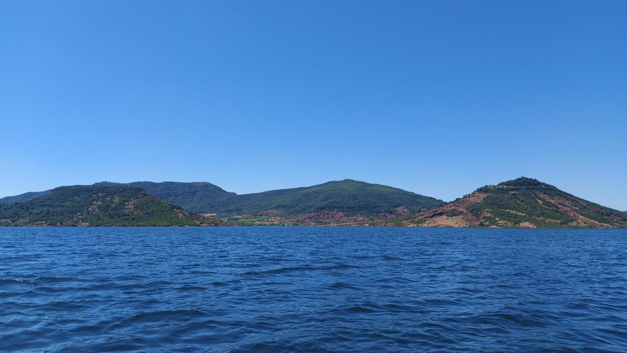 Escale Au Salagou Le Bosc  Bagian luar foto